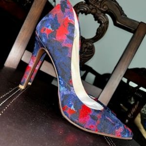 Jessica Simpson  9.5